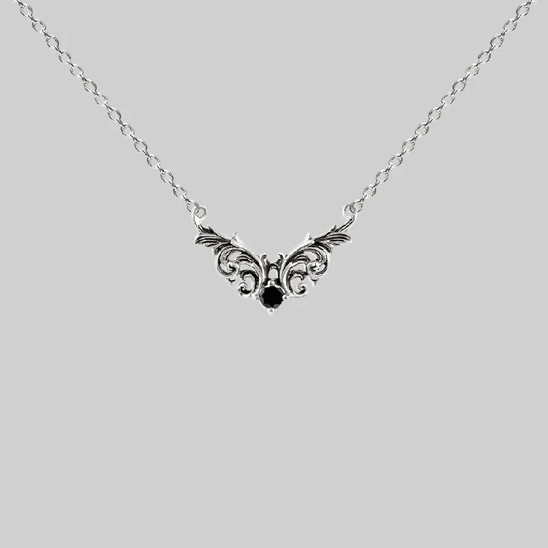 Women’s geometric necklaces-QUENTIN. Ornate Flourish Chevron Onyx Collar - Silver