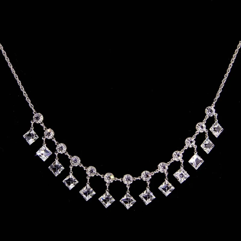 Women’s dainty necklaces-1928 Jewelry Round And Square Drop Austrian Crystal Necklace 15"