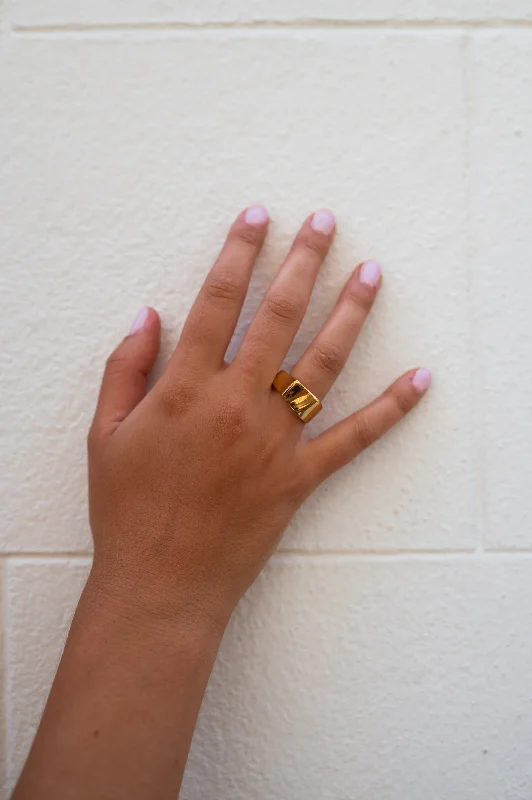 Women’s signature rings-Golden Jof Ring