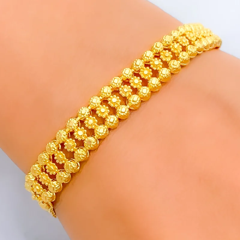 Women’s love bracelets-Luminous Fashionable 22k Gold Bracelet