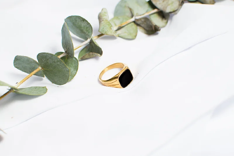 Women’s flower rings-THE KAIDA RING