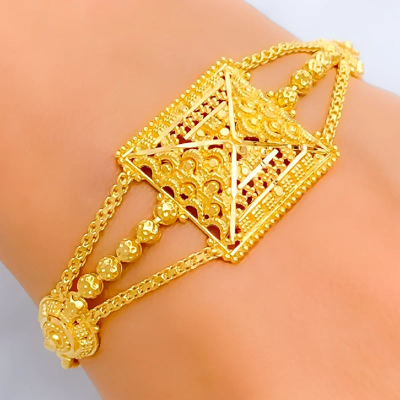 Women’s chic bracelets-Polished Alluring 22k Gold Bracelet