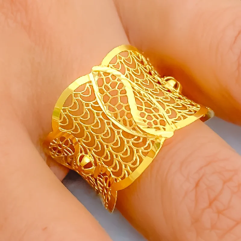 Women’s oval rings-Artistic Netted 21k Gold Ring