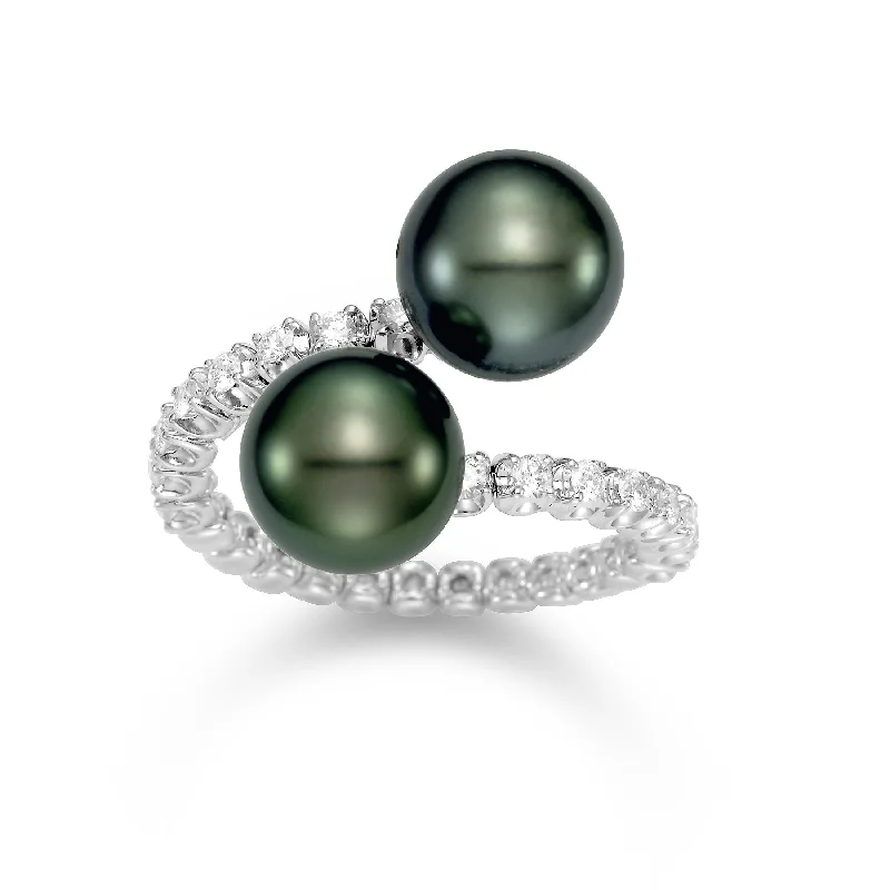 Women’s engagement rings with emeralds-Amalfi Como Ring