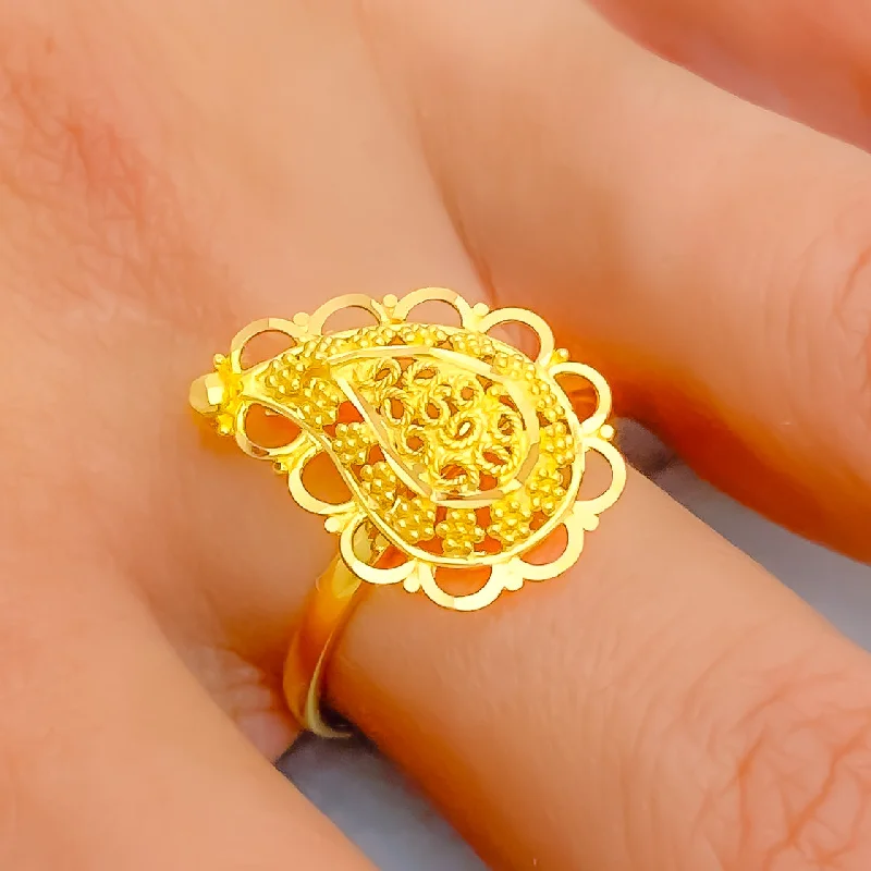 Women’s flower rings-Ornamental Paisley Adorned 22K Gold Ring