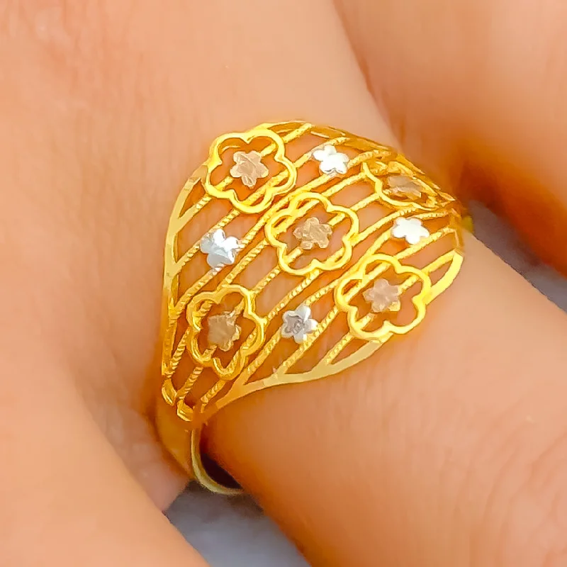 Women’s minimal rings-Graceful Floral 22k Gold Ring