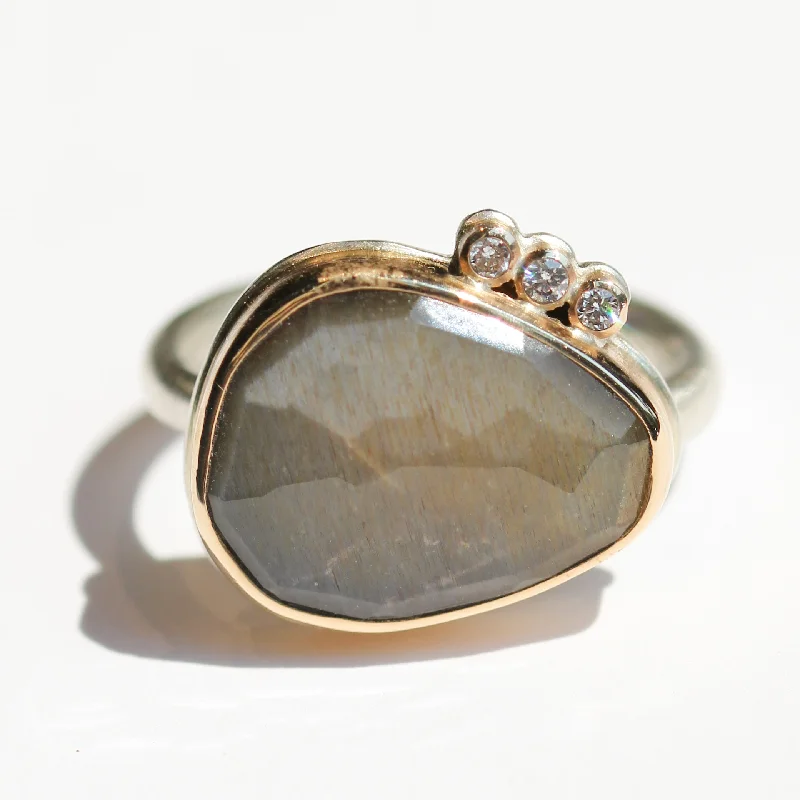 Women’s signet rings-Grey Moonstone Ring