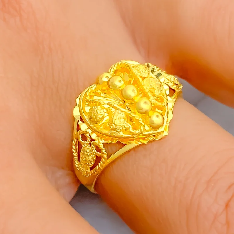 Women’s turquoise rings-Shimmering Heart 22k Gold Ring