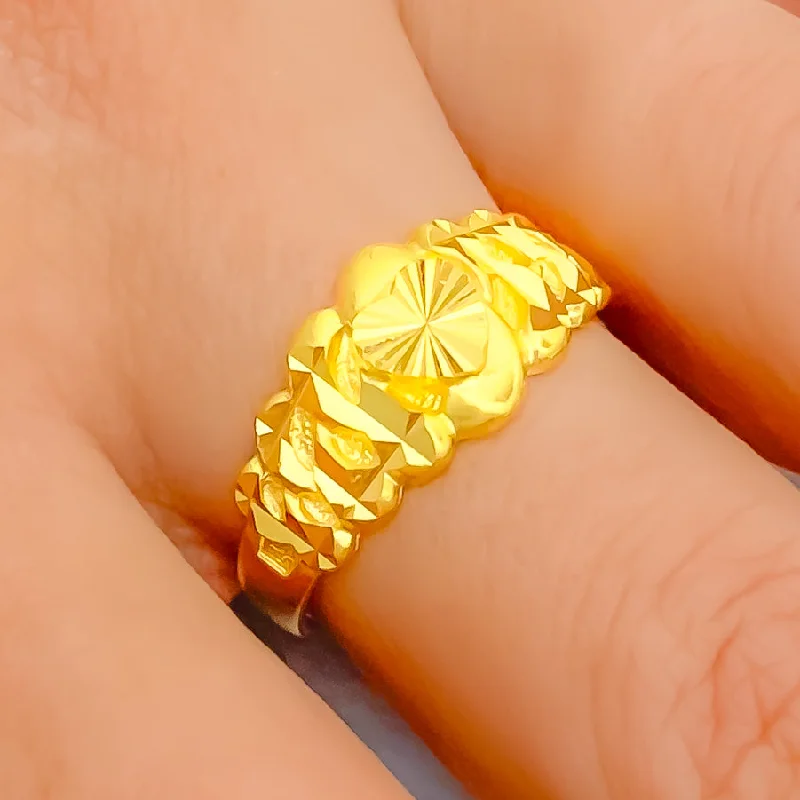 Women’s gold band rings-Chic Everyday 22k Gold Ring