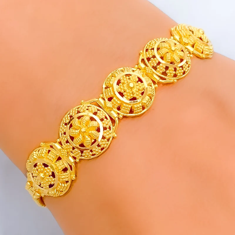 Women’s boho bracelets-Twinkling Upscale 22k Gold Bracelet