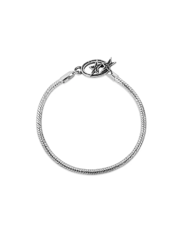 Women’s adjustable bracelets-Icon Clasp Bracelet